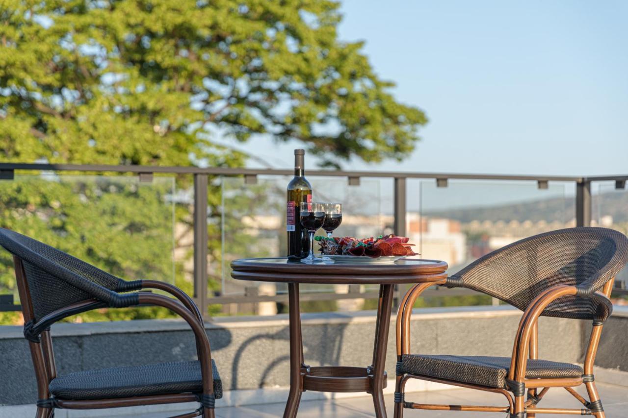 Vinum Hotel Tbilisi Eksteriør bilde